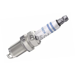 Vela de Ignição Audi Q3 Q5 VW Eos Jetta Bosch 0242245576 Wheelers Unitário